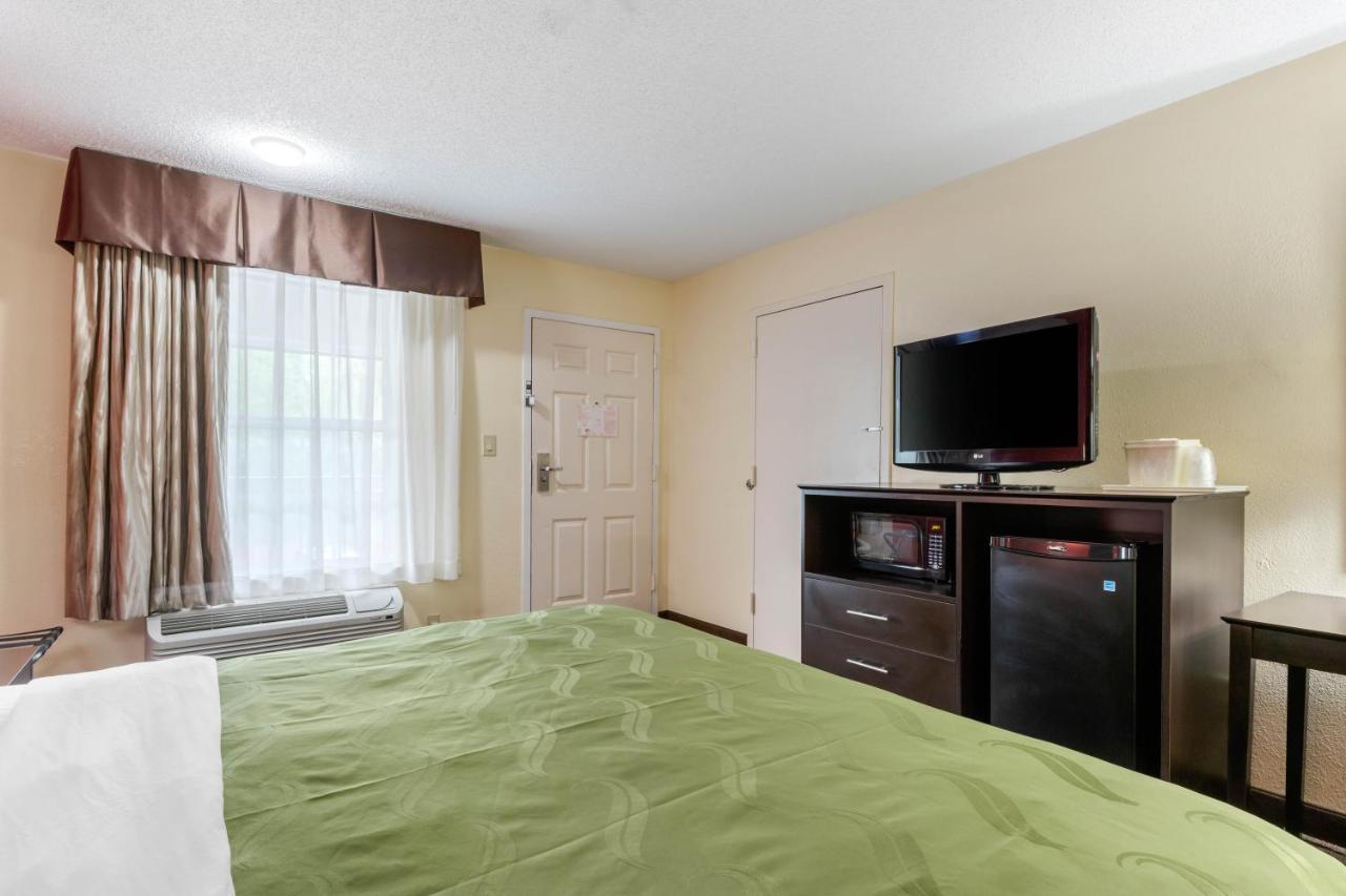 Quality Inn & Suites Lexington Exterior foto